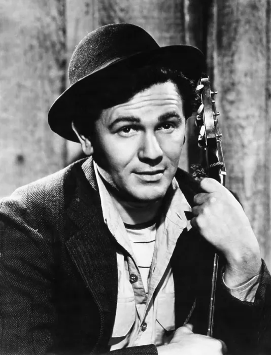 Framed Print : TORTILLA FLAT, John Garfield, 1942 Framed Print : TORTILLA FLAT, John Garfield, 1942