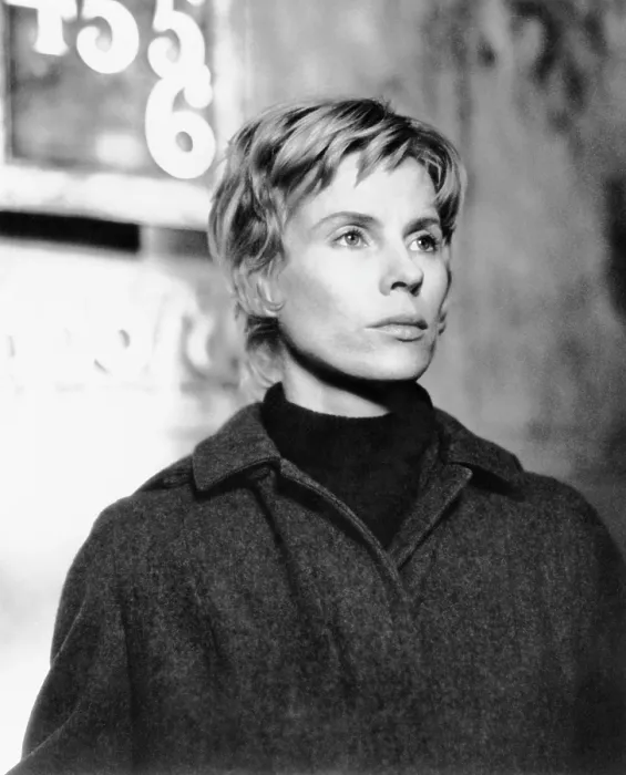 Framed Print : THE TOUCH, (aka BERORINGEN), Bibi Andersson, 1971 Framed Print : THE TOUCH, (aka BERORINGEN), Bibi Andersson, 1971