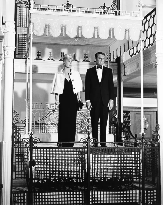 Framed Print : THAT TOUCH OF MINK, from left, Doris Day, Cary Grant, 1962 Framed Print : THAT TOUCH OF MINK, from left, Doris Day, Cary Grant, 1962