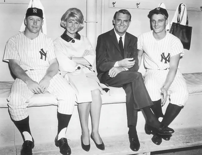 Framed Print : THAT TOUCH OF MINK, from left: Mickey Mantle, Doris Day, Cary Grant, Roger Maris, on set, 1962 Framed Print : THAT TOUCH OF MINK, from left: Mickey Mantle, Doris Day, Cary Grant, Roger Maris, on set, 1962