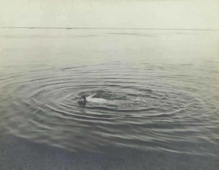 Framed Print : Toulouse-Lautrec Swimming in the Bassin d'Arcachon, by Maurice Guibert, 1896, photograph. Toulouse-Lautrec swimming in the sea near Bordeaux (BSLOC_2016_2_144)