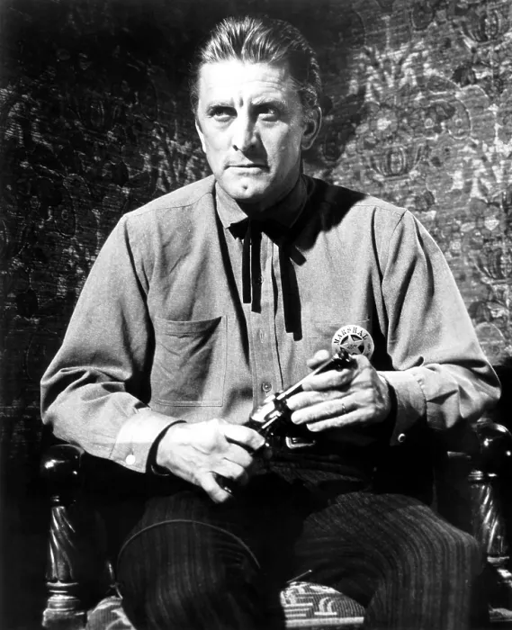 Framed Print : LAST TRAIN FROM GUN HILL, Kirk Douglas, 1959