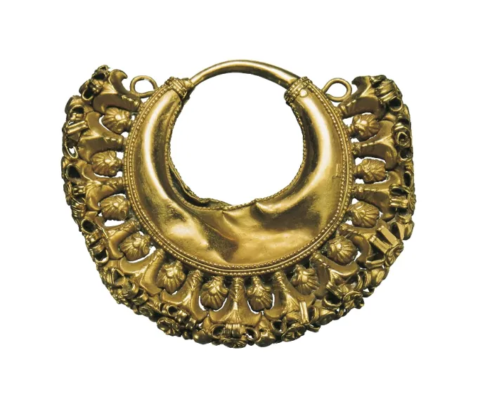 Framed Print : Treasure of Aliseda. 7th c. BC. Gold earring. Tartessian art. Jewelry. SPAIN. Madrid. National Museum of Archaeology. Proc: SPAIN. Aliseda Framed Print : Treasure of Aliseda. 7th c. BC. Gold earring. Tartessian art. Jewelry. SPAIN. Madrid. National Museum of Archaeology. Proc: SPAIN. Aliseda