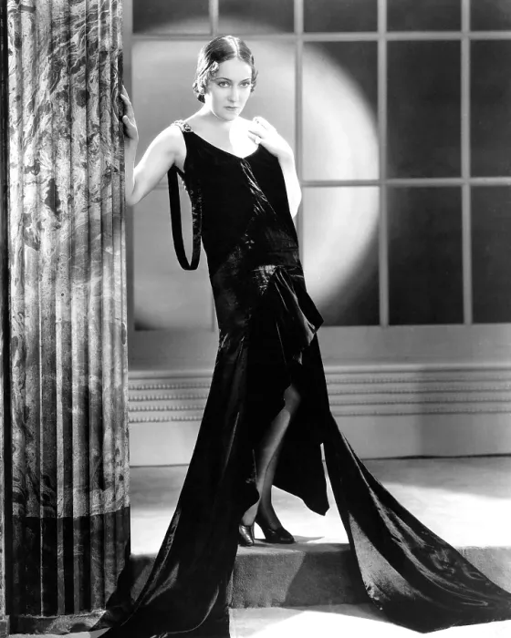 Framed Print : THE TRESPASSER, Gloria Swanson, 1929