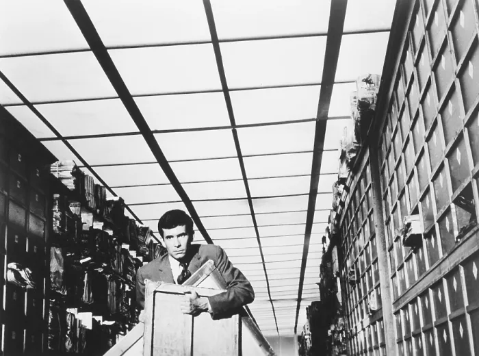 Framed Print : THE TRIAL, (aka LE PROCES), Anthony Perkins, 1962 Framed Print : THE TRIAL, (aka LE PROCES), Anthony Perkins, 1962