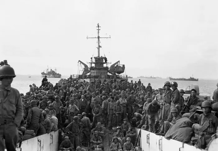 Framed Print : Troops of the 31st Infantry Regiment land at Inchon Harbor, Korea, aboard LST's. They landed in large numbers on Sept