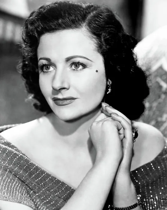 Framed Print : TROUBLE IN THE GLEN, Margaret Lockwood, 1954 Framed Print : TROUBLE IN THE GLEN, Margaret Lockwood, 1954