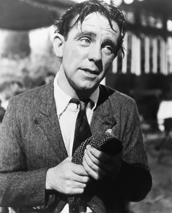 Framed Print : TROUBLE IN STORE, Norman Wisdom, 1953 Framed Print : TROUBLE IN STORE, Norman Wisdom, 1953