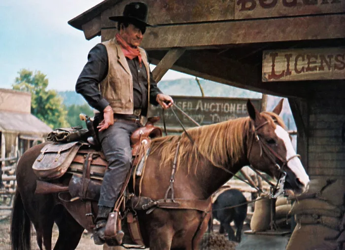 Framed Print : TRUE GRIT, John Wayne, 1969 Framed Print : TRUE GRIT, John Wayne, 1969