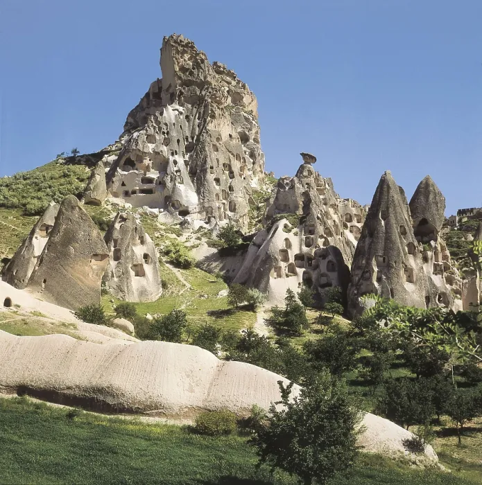 Framed Print : TURKEY. CENTRAL ANATOLIA. NEVSEHIR. Uchisar. Greme National Park. Land formations and troglodyte village. AISA / Everett Collection**US SALES ONLY** Framed Print : TURKEY. CENTRAL ANATOLIA. NEVSEHIR. Uchisar. Greme National Park. Land formations and troglodyte village. AISA / Everett Collection**US SALES ONLY**