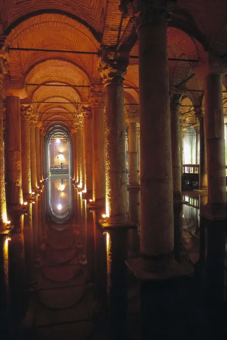 Framed Print : TURKEY. THRACE. ISTANBUL. Istanbul. Yerebatan or Basilica Cistern (532). Architecture. AISA / Everett Collection**US SALES ONLY** Framed Print : TURKEY. THRACE. ISTANBUL. Istanbul. Yerebatan or Basilica Cistern (532). Architecture. AISA / Everett Collection**US SALES ONLY**