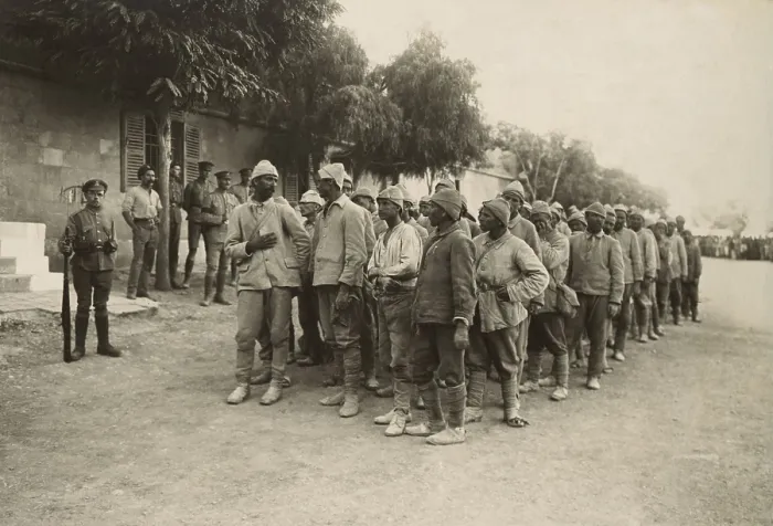 Framed Print : Turkish POWS captured in northern Palestine in 1918. The British offensive of Sept.-Oct, 1918 moved north from Jerusalem and reached Beirut and Damascus