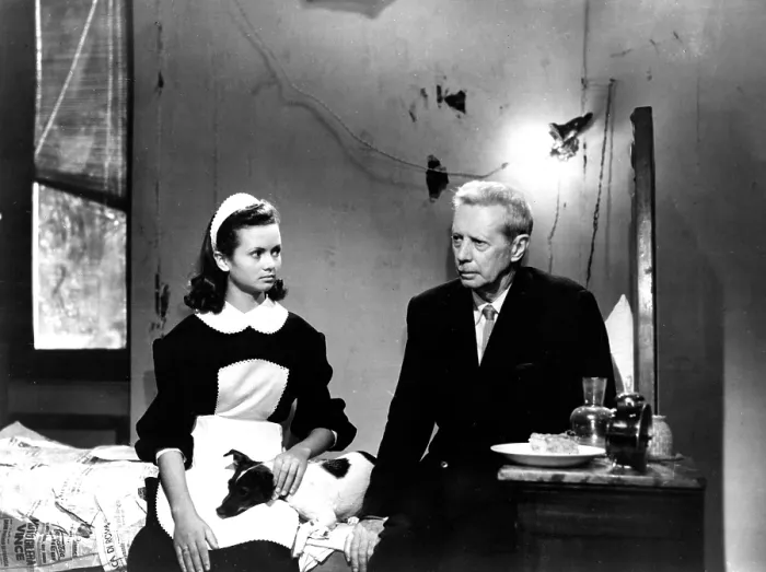 Framed Print : UMBERTO D, Maria Pia Casilio, Carlo Battisti, 1952 Framed Print : UMBERTO D, Maria Pia Casilio, Carlo Battisti, 1952