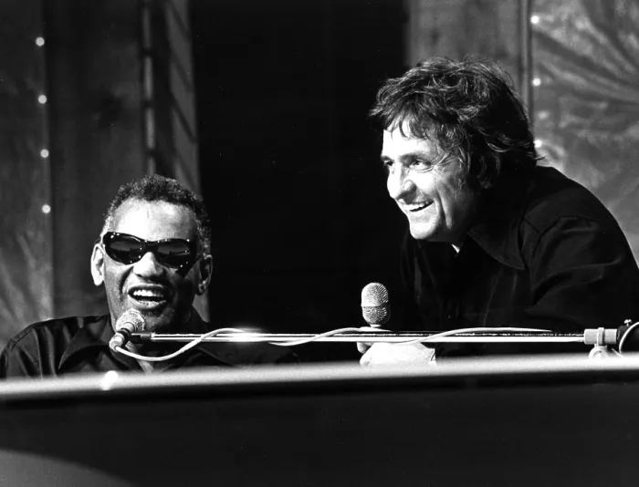 Framed Print : THE UNBROKEN CIRCLE: A TRIBUTE TO MOTHER MAYBELLE CARTER, Ray Charles, Johnny Cash, 1979. Courtesy: CSU Archives  /  Everett Collection