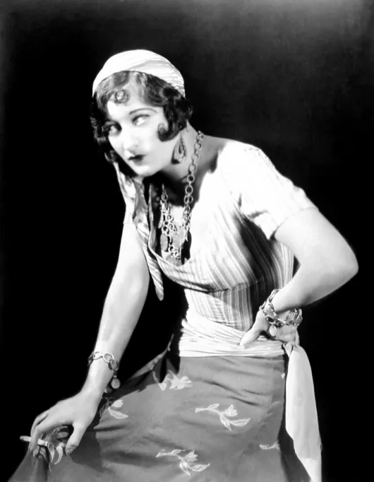 Framed Print : THE UNKNOWN, Joan Crawford, 1927