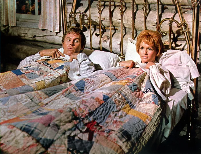 Framed Print : THE UNSINKABLE MOLLY BROWN, Harve Presnell, Debbie Reynolds, 1964