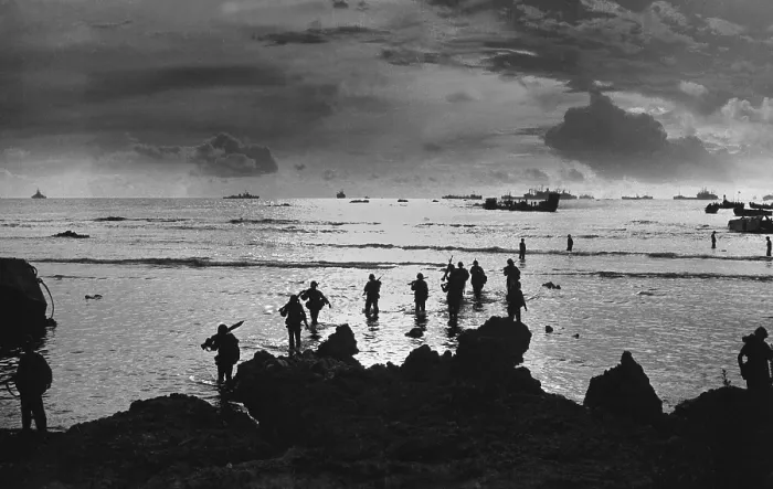 Framed Print : U.S. amphibious invasion of Tinian Island in the Marianas, July 1944. Marines wade ashore on the Japanese held island