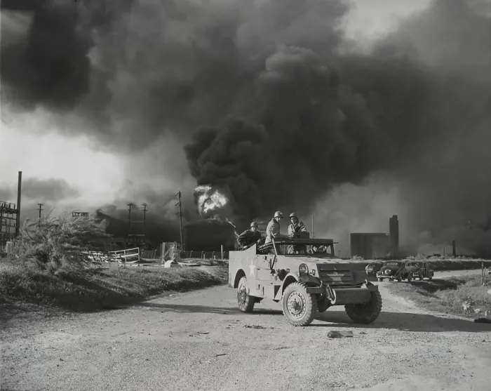Framed Print : U.S. Army troops block the road into the Texas City disaster area on April 17, 1947 Framed Print : U.S. Army troops block the road into the Texas City disaster area on April 17, 1947