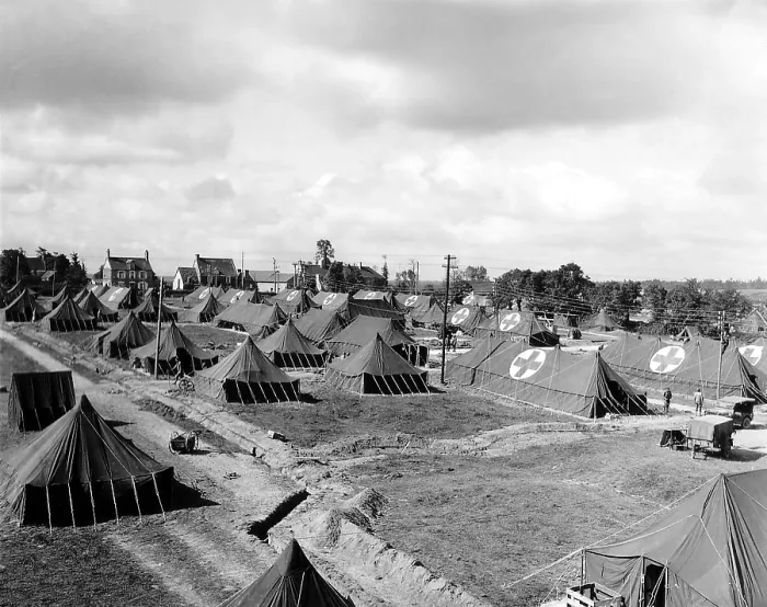 Framed Print : U.S. field hospital in Saint Hilaire Petitville east of Carentan, Normandy. It opened on July 31, 1944. Normandy Campaign, France, World War 2. (BSLOC_2014_2_112)