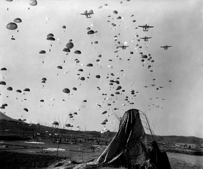Framed Print : U.S. paratroopers jumped from C-119's to cut off retreating enemy units south of Munsan, Korea. However, Chinese and North Korean troops had already retreated north