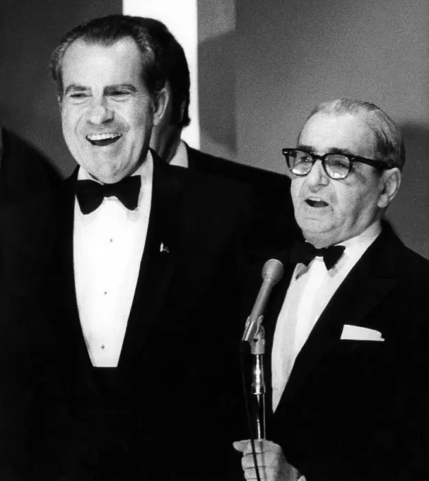 Framed Print : U.S. President Richard Nixon and composer Irving Berlin, singing Berlin's God Bless America during the White House gala for prisoners of war returned from Vietnam
