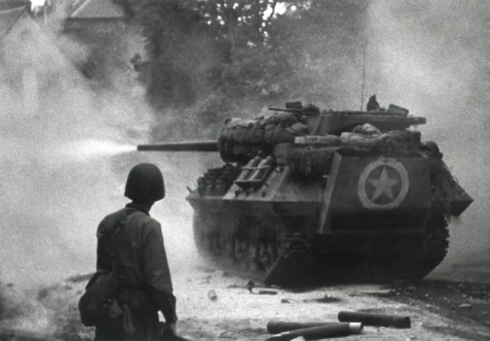 Framed Print : U.S. tank firing in Saint Lo, France, July 1944. The Norman town strategically located at the intersection of main roads on the Lower Normandy Peninsula. France, World War 2