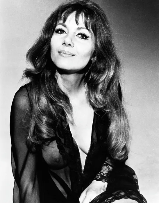 Framed Print : THE VAMPIRE LOVERS, Ingrid Pitt, 1970 thevampirelovers1970-fsct06(thevampirelovers1970-fsct06) Framed Print : THE VAMPIRE LOVERS, Ingrid Pitt, 1970 thevampirelovers1970-fsct06(thevampirelovers1970-fsct06)