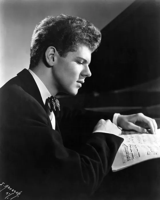 Framed Print : Van Cliburn, 1954. Courtesy: CSU Archives / Everett Collection