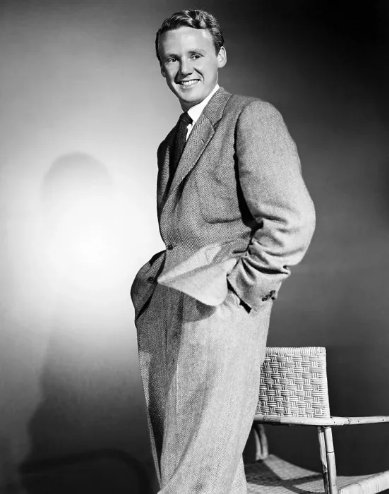 Framed Print : Van Johnson, 1942 Framed Print : Van Johnson, 1942