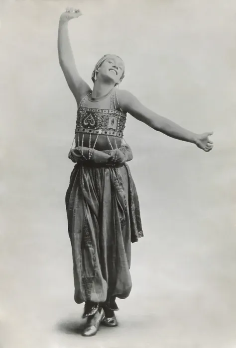 Framed Print : Vaslav Nijinsky performed in the Ballets Russes production of SCHEHERAZADE in 1910. The ballet was based on Rimsky-Korsakov's orientalist orchestral suite (BSLOC_2018_3_26)