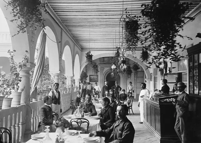 Framed Print : Veranda restaurant of the Hotel Diligencias, Puebla, Mexico, c. 1890. Rich and upper class city dwellers enjoyed the growth of the Mexican economy from the 1890s to 1900s Framed Print : Veranda restaurant of the Hotel Diligencias, Puebla, Mexico, c. 1890. Rich and upper class city dwellers enjoyed the growth of the Mexican economy from the 1890s to 1900s