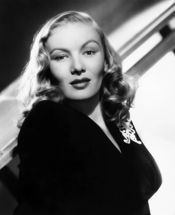 Framed Print : Veronica Lake, 1945