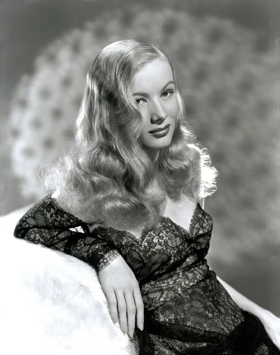 Framed Print : Veronica Lake, early 1940s