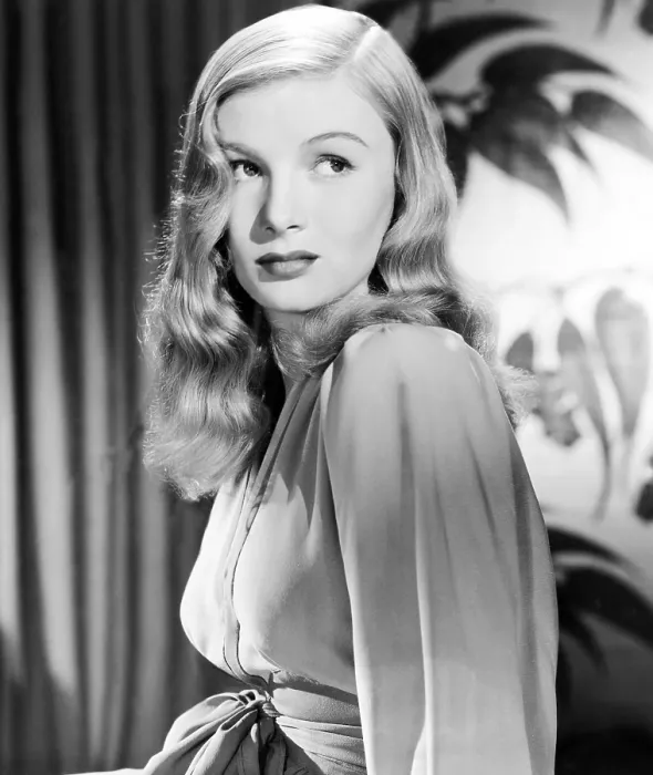 Framed Print : VERONICA LAKE, portrait Framed Print : VERONICA LAKE, portrait