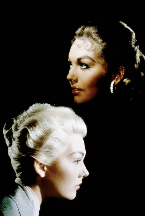 Framed Print : Vertigo, Kim Novak, 1958 Framed Print : Vertigo, Kim Novak, 1958