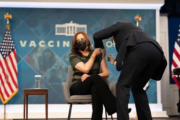 Framed Print : Vice President Kamala Harris receives her Moderna COVID-19 vaccine booster shot, Oct. 30, 2021 (BSLOC_2021_15_6)