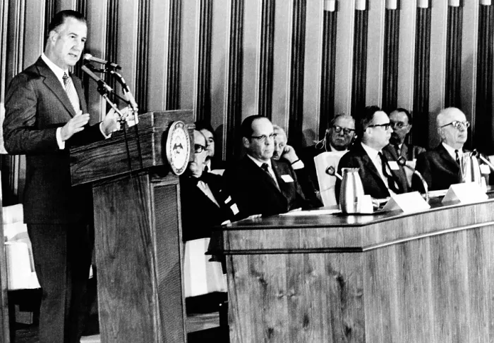 Framed Print : Vice President Spiro Agnew addresses the International Federation of Newspaper Publishers