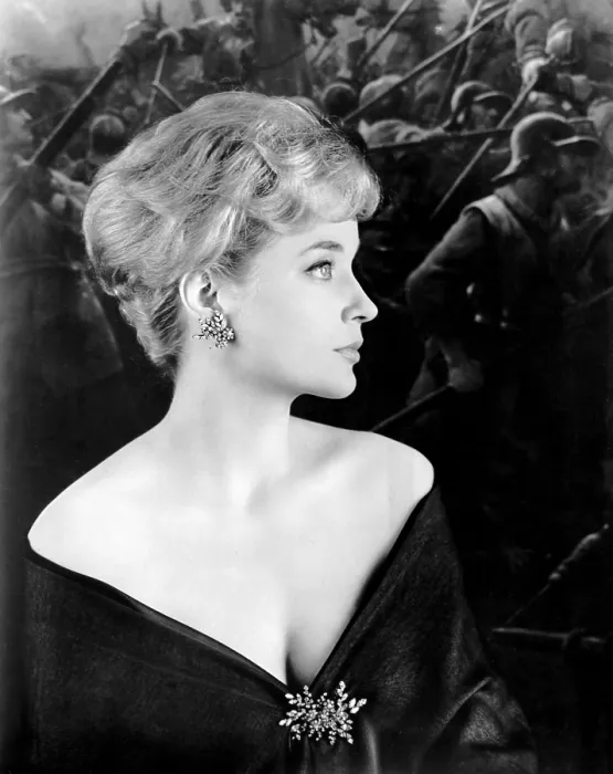 Framed Print : VICTIM, Sylvia Syms, 1961