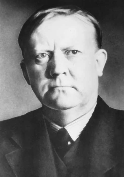 Framed Print : Vidkun Quisling, Norwegian Nazi Collaborator charged with treason on trial. May 26, 1945. He was executed by firing squad at Akershus Fortress, Oslo, on October 24, 1945
