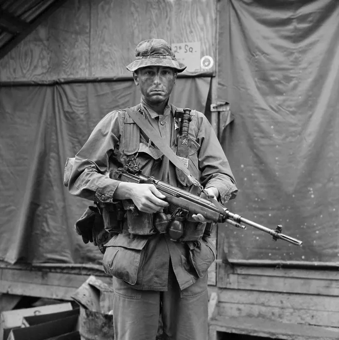 Framed Print : Vietnam War. US Marine Sergeant prepared to go into a field with a Reconnaissance Battalion. April 10, 1967 Framed Print : Vietnam War. US Marine Sergeant prepared to go into a field with a Reconnaissance Battalion. April 10, 1967