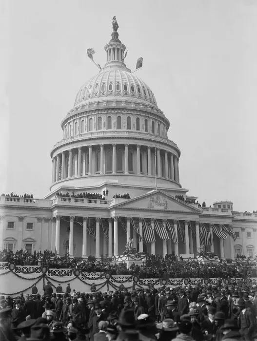 Framed Print : View of the Capitol and crowds at President Woodrow Wilsons second Inauguration, March 5, 1917 (BSLOC_2016_11_37)