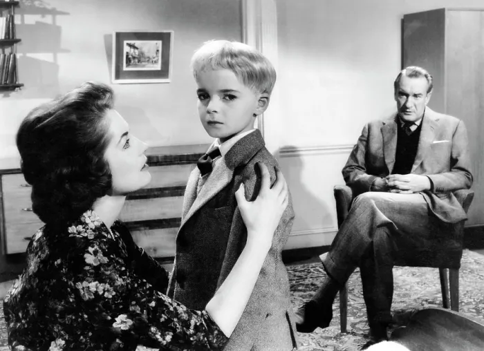 Framed Print : VILLAGE OF THE DAMNED, from left: Barbara Shelley, Martin Stephens, George Sanders, 1960