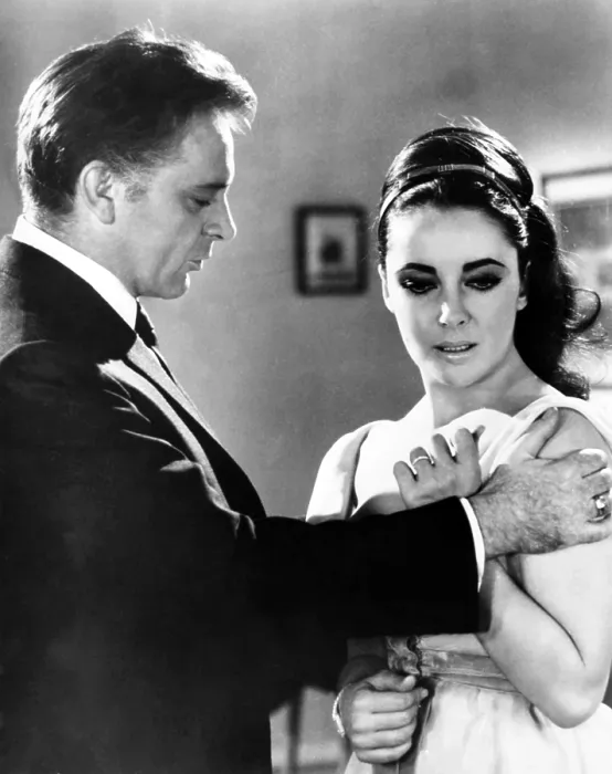 Framed Print : THE V.I.P.S, from left, Richard Burton, Elizabeth Taylor, 1963