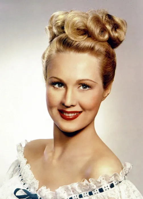 Framed Print : Virginia Mayo, 1940s Framed Print : Virginia Mayo, 1940s