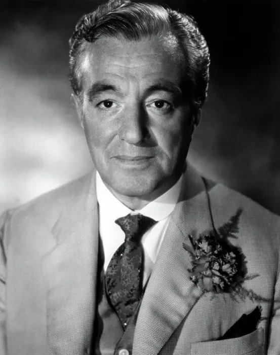 Framed Print : Vittorio De Sica Framed Print : Vittorio De Sica