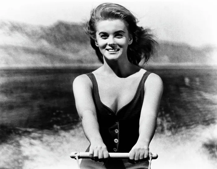 Framed Print : VIVA LAS VEGAS, Ann-Margret, 1964