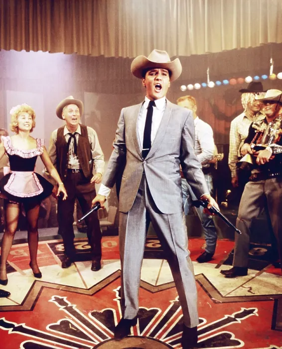 Framed Print : VIVA LAS VEGAS, Elvis Presley, 1964 elvispresley4r-fsct08(elvispresley4r-fsct08)