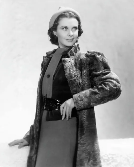 Framed Print : Vivien Leigh in a gray lamb coat, 1937