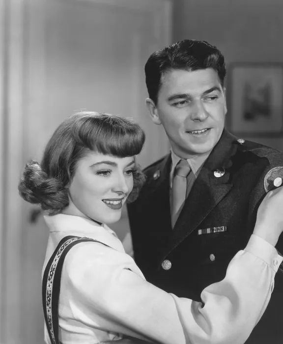 Framed Print : THE VOICE OF THE TURTLE, from left: Eleanor Parker, Ronald Reagan, 1947 Framed Print : THE VOICE OF THE TURTLE, from left: Eleanor Parker, Ronald Reagan, 1947