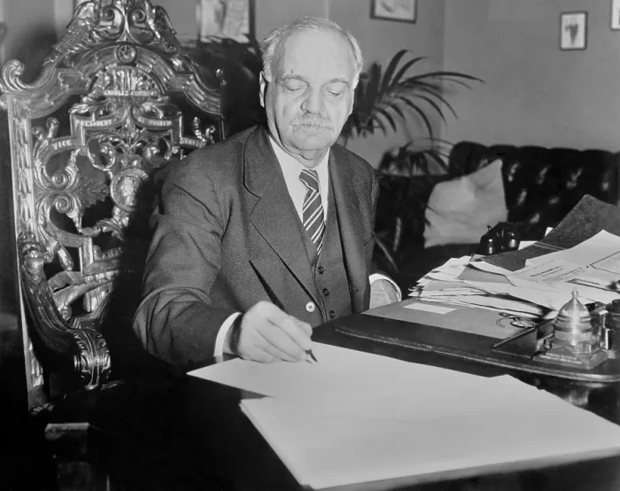 Framed Print : VP Charles Curtis signs $2 billion depression bill, Jan. 22, 1932